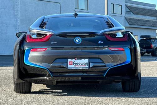 2014 BMW i8 Base