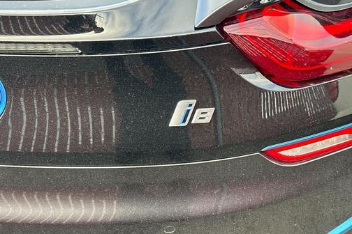 2014 BMW i8 Base