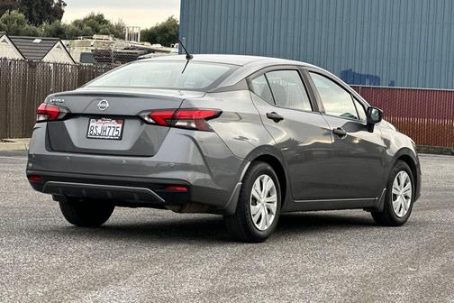 2020 Nissan Versa 1.6 S