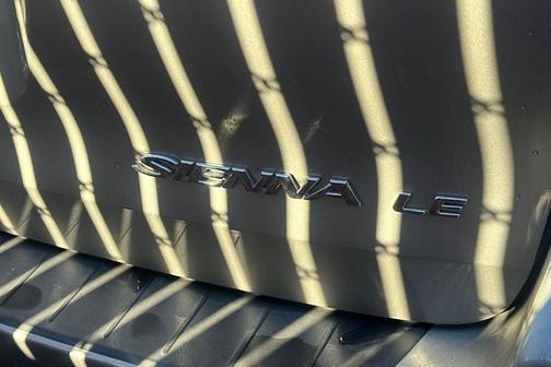 2009 Toyota Sienna CE