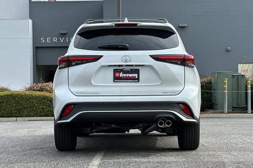 2026 Toyota Highlander XSE