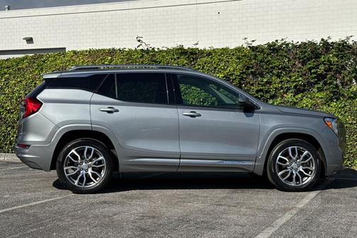 Sterling Metallic 2023 GMC Terrain Denali
