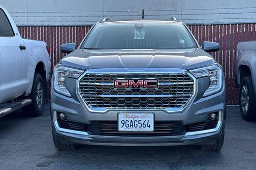 Sterling Metallic 2023 GMC Terrain Denali