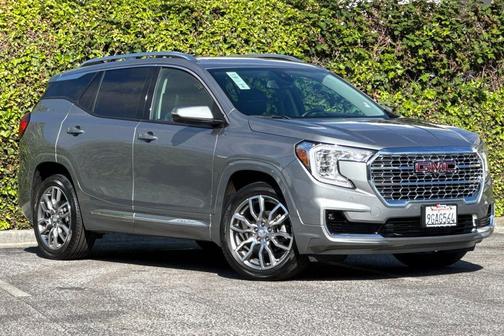 Sterling Metallic 2023 GMC Terrain Denali