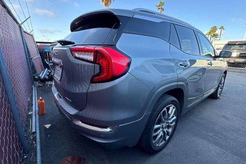 Sterling Metallic 2023 GMC Terrain Denali
