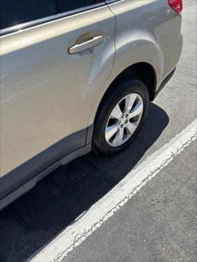 2010 Subaru Outback 3.6 R Limited