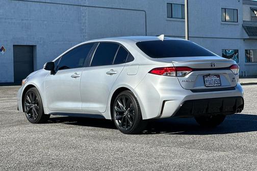 2025 Toyota Corolla Hybrid SE