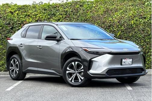 2024 Toyota bZ4X XLE