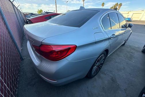 2019 BMW 530e iPerformance