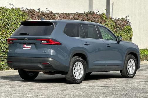 2025 Toyota Grand Highlander XLE