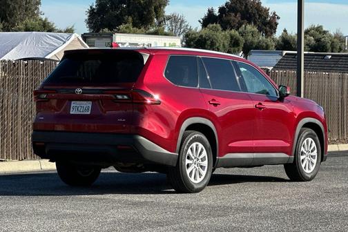 2025 Toyota Grand Highlander XLE