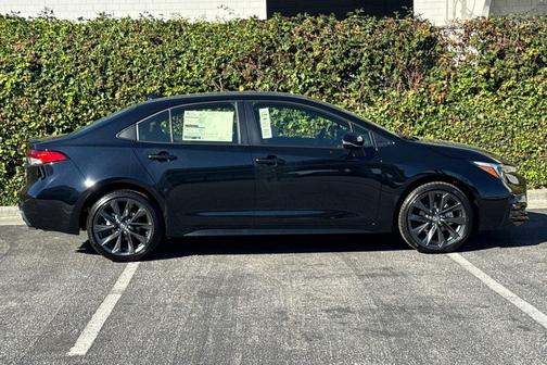 2026 Toyota Corolla Hybrid SE