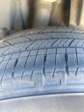 2019 Toyota RAV4 Hybrid XLE