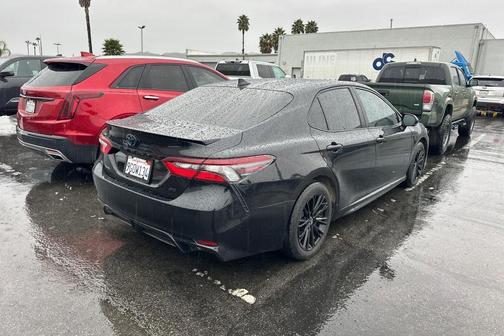 2023 Toyota Camry SE