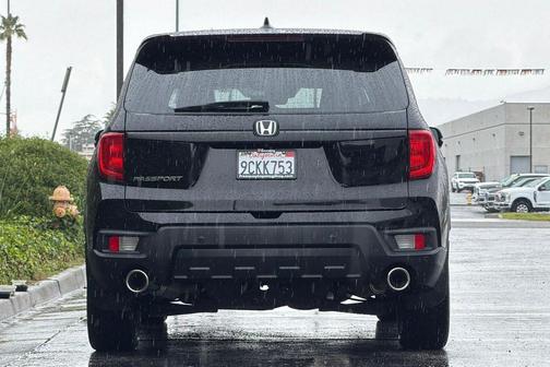 Crystal Black Pearl 2022 Honda Passport 2WD EX-L