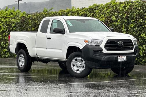 2018 Toyota Tacoma SR