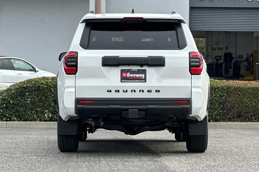 2026 Toyota 4Runner SR5