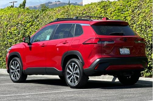 2022 Toyota Corolla Cross XLE