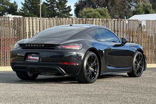2019 Porsche 718 Cayman Base