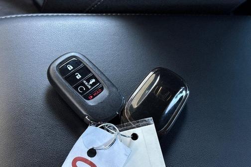Platinum White Pearl 2024 Honda Accord Hybrid Sport