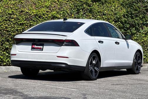 Platinum White Pearl 2024 Honda Accord Hybrid Sport