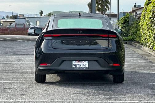 2025 Toyota Prius LE