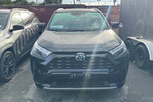 2022 Toyota RAV4 Hybrid SE