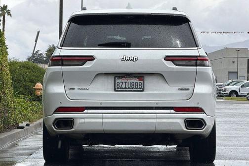 Bright White Clearcoat 2021 Jeep Grand Cherokee L Overland