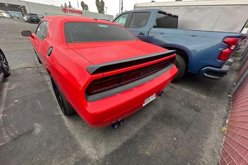 2014 Dodge Challenger SXT
