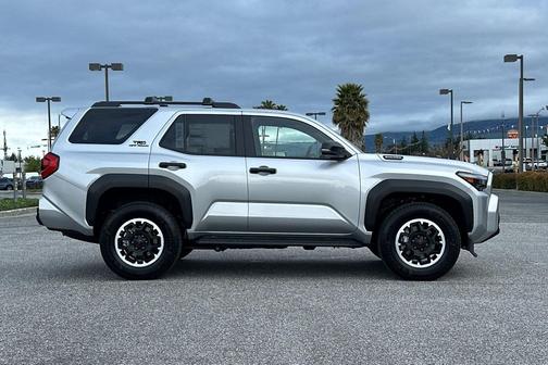 2025 Toyota 4Runner TRD Off Road