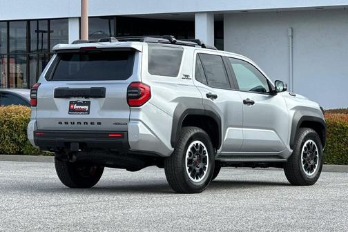 2025 Toyota 4Runner TRD Off Road