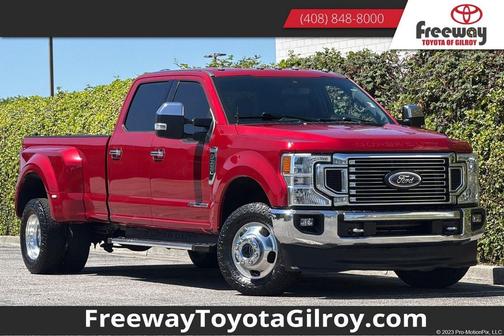 Rapid Red Metallic Tinted Clearcoat 2022 Ford F-350 Lariat