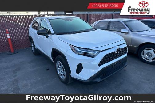 2025 Toyota RAV4 LE