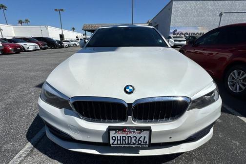 White Metallic 2019 BMW 530 530i