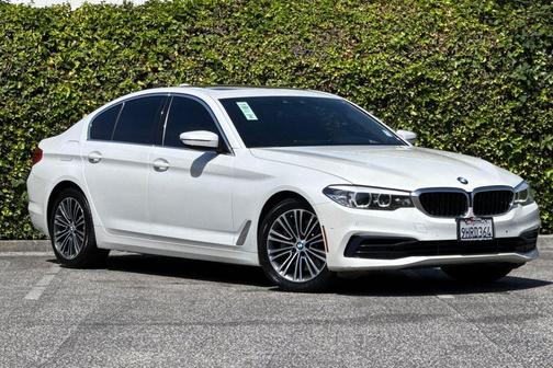 White Metallic 2019 BMW 530 530i