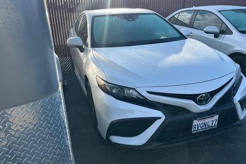 2021 Toyota Camry SE
