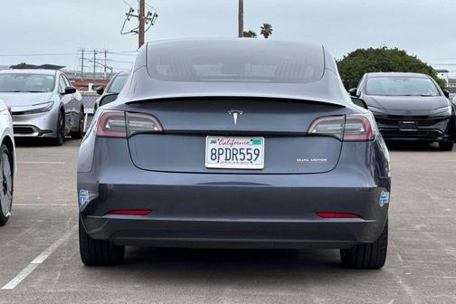 Midnight Silver Metallic 2020 Tesla Model 3 Performance
