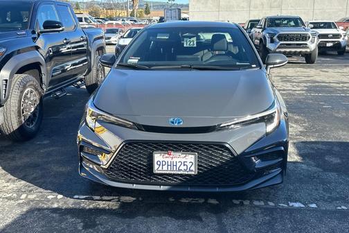 2024 Toyota Corolla Hybrid SE