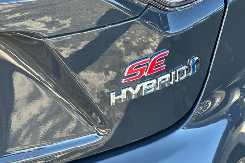 2024 Toyota Corolla Hybrid SE