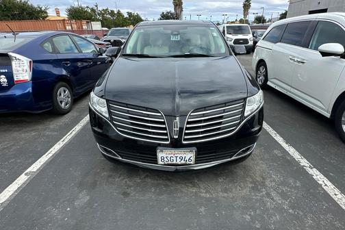 2019 Lincoln MKT Standard