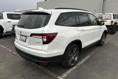 2022 Honda Pilot 2WD Sport