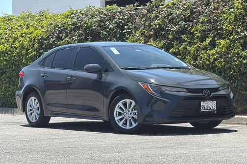 Pearl 2026 Toyota Corolla LE