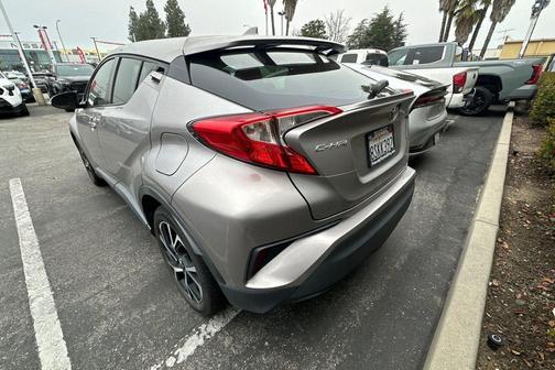 Silver Knockout Metallic 2018 Toyota C-HR XLE Premium