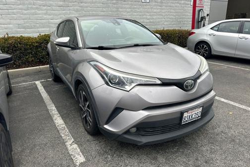 Silver Knockout Metallic 2018 Toyota C-HR XLE Premium