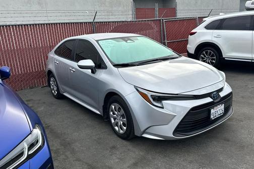 2025 Toyota Corolla Hybrid LE