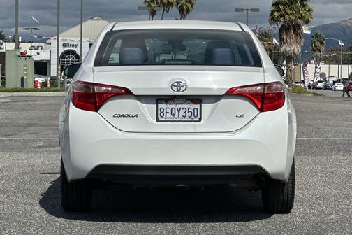 2018 Toyota Corolla LE