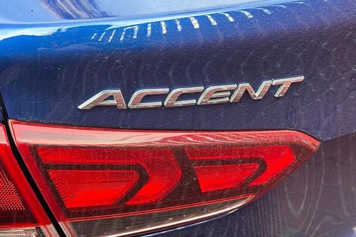 2018 Hyundai Accent SE