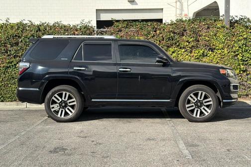Midnight Black Metallic 2016 Toyota 4Runner Limited