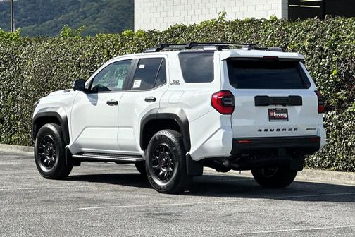 2026 Toyota 4Runner TRD Off Road Premium