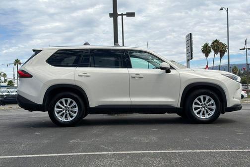 Beige / Tan 2024 Toyota Grand Highlander XLE
